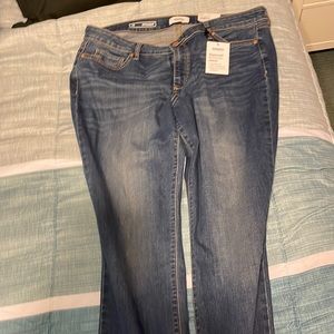 Sonoma jeans, size 18R. Never worn. Price tag on the jeans $36.00.